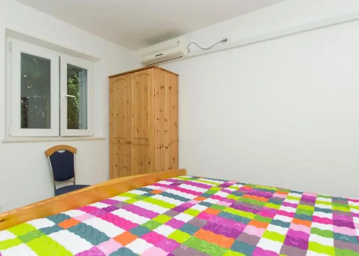 Juri I Kor Ula - One Bedroom With Terrace Apartamento